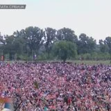 (VIDEO)Kako su okupljeni građani pozdravili kineskog predsednika u Beogradu? 10