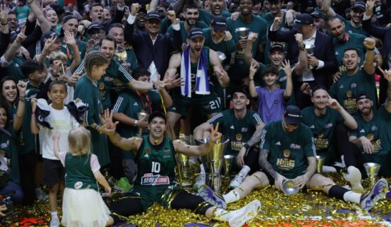 U Akropolju evropske košarke ponovo nikla trolisna detelina: Panatinaikos je prvak Evrope posle 13 godina 6