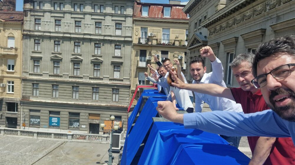 Šta je koalicija "Biram borbu" poručila sa balkona Skupštine grada: Biram borbu, biram Beograd 1