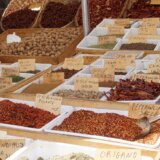 Zašto začine ne bi trebalo da držite u staklenim posudama 2