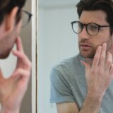 Promena na licu koja može da ukazuje na rak pluća 7