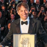 Zlatna Palma u Kanu američkom reditelju Šonu Bejkeru za film Anora 6