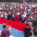 Na protestu u Podgorici poručeno da se u Srebrenici nije desio genocid, izgovorene kletve 18
