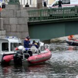 (VIDEO) U Rusiji autobus sa putnicima uleteo u reku, ima poginulih 4