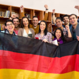 Mlade Nemce vuku zapad i veliki gradovi 3