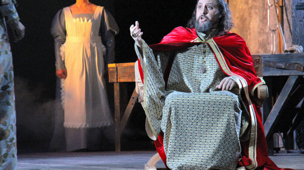 "Živimo u vremenu kada je nepoželjno buniti se": Bariton Dragutin Matić uoči beogradske premijere opere Đuzepea Verdija „Simon Bokanegra“, u kojoj peva naslovnu ulogu 1