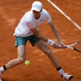 Bolje sprečiti nego lečiti: Siner se iz opreza zbog bola u kuku povukao sa mastersa u Madridu 6