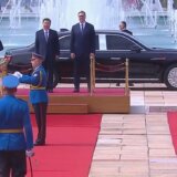 Održana svečana ceremonija dočeka ispred Palate Srbija: Aleksandar i Tamara Vučić dočekali Sija i njegovu suprugu (FOTO) 3
