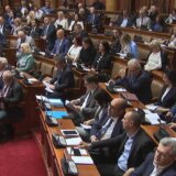 Da li je mera koja onemogućava glasanje onima koji su svoje prebivalište promenili u poslednjih 11 meseci štetna ili korisna? 11