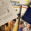 Roditelji šokirani cenama udžbenika: Ni Šapićevih 20.000 dinara ne može da "zakrpi" komplet za više razrede 15