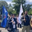 (VIDEO)"Dokle više?": Protest prosvetara protiv nasilja u školama, obustavljen saobraćaj ispred Skupštine Srbije 11