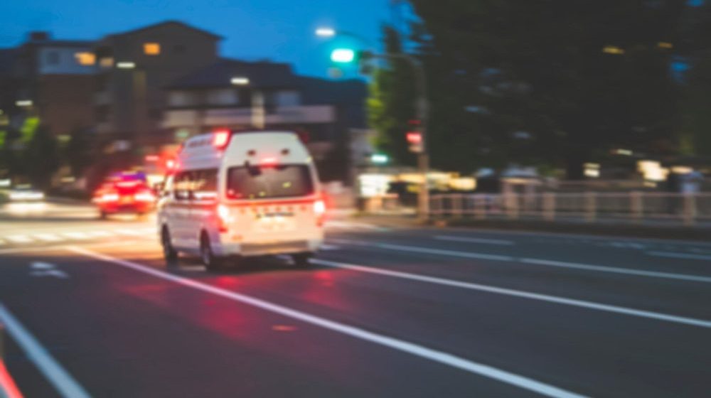 Hitna pomoć: Četiri osobe teško povređene u tri saobraćajna udesa; U Beogradu dve 5