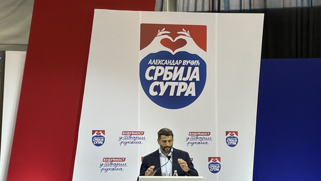 Da li je Vučić pomirio Šapića i Vesića? 3 Da li je Vučić pomirio Šapića i Vesića? 3