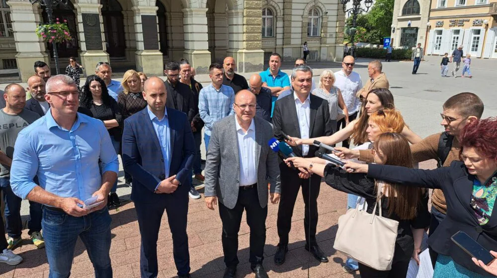Pobedićemo SNS: Udruženi za slobodan Novi Sad, Kreni Promeni i "Heroji" Miše Bačulova zajedno i posle izbora 10