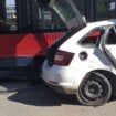 Sudar tramvaja i automobila u Bulevaru vojvode Mišića: Jedna osoba prevezena u Urgentni centar 13