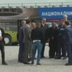 Zaglavio se autobus, a Vučić objasnio Piksiju: "Teški smo Dragane!" 12
