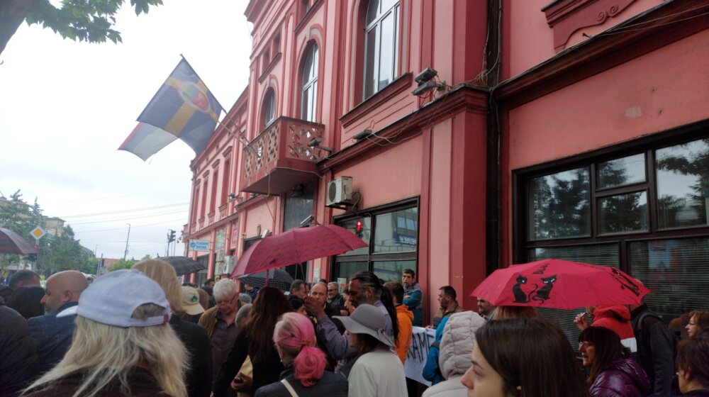 Zaječarci u blokadi pozvali na protest ispred Skupštine grada 9