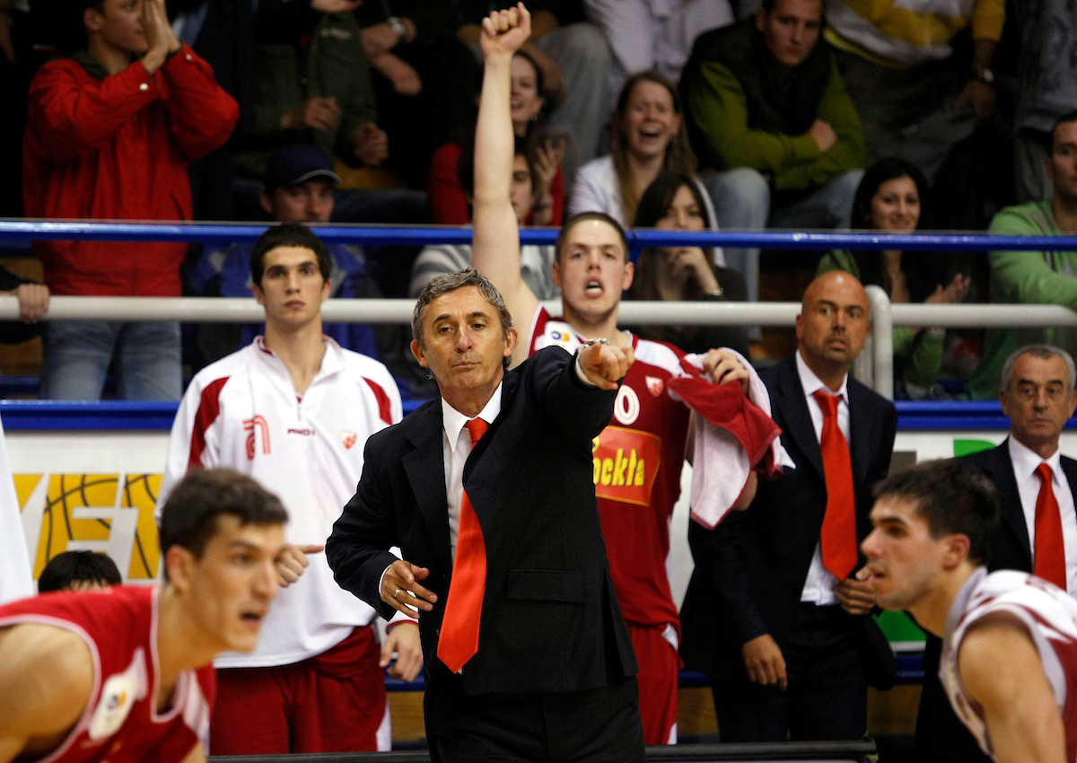 Komandant igmanskog marša na Bormio: Milivoje Karalejić, Profesor kome se velikani košarke klanjaju što im je uzimao dušu 3 Komandant igmanskog marša na Bormio: Milivoje Karalejić, Profesor kome se velikani košarke klanjaju što im je uzimao dušu 3