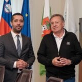 Momirović otvorio srpsko-slovenački poslovni forum 14