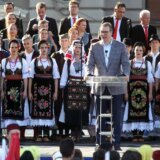 Kući u Otadžbinu: Autorski tekst Borisa Dežulovića 5