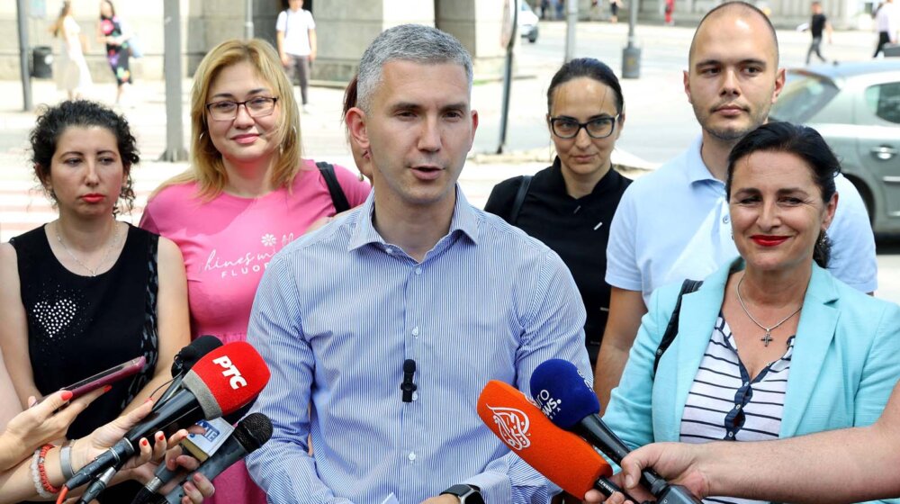 Stanković (NPS): Šatori u Nišu postavljeni za Gastro fest, bina za skup vlasti nije prijavljena 1