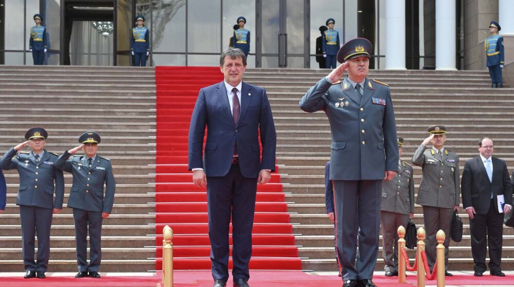 Uoči dolaska predsednika Kazahstana u Beograd potpisan plan o vojnoj saradnji 1