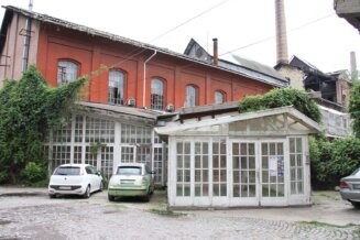 "Najpoštenije bi bilo da nam, ukoliko će ovo da ruše, daju druge stanove": Reporter Danasa u kompleksu Stare šećerane (FOTO) 10