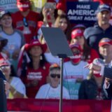 Šta je Najdžel Faraž naučio od američke desnice?: Politico o lideru Bregzita koji oponaša Trampa u uništavanju desnog centra u Britaniji 6