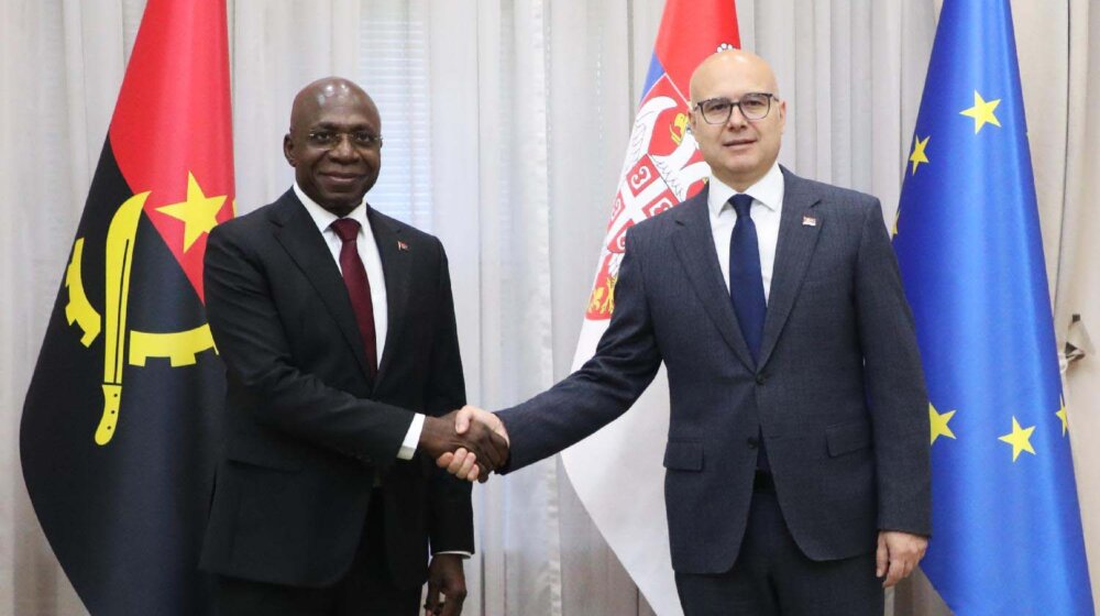 Vučević se sastao sa ministrom spoljnih poslova Angole 1