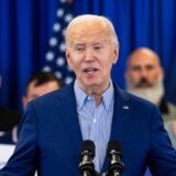 Anketa u SAD: Veliki broj glasača sumnja u Bajdenovu sposobnost da bude predsednik 6