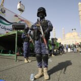 Pobunjenici Huti zatočili osoblje UN u Jemenu 15