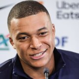 Real Madrid će zvanično predstaviti Mbapea 16. jula 3