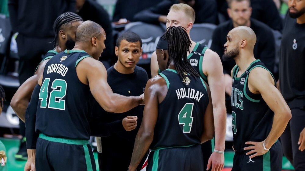 Najtrofejnija franšiza u istoriji: Boston Seltiksi su šampioni NBA lige 4 Najtrofejnija franšiza u istoriji: Boston Seltiksi su šampioni NBA lige 3