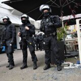 Da li je Danilo Vučić učestvovao u tuči navijača u Nemačkoj, kako tvrde pojedini mediji? 9