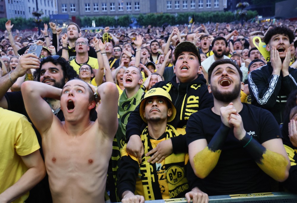 Fudbal i Liga šampiona: Real Madrid 15. put prvak Evrope, Borusija bez sreće 12 Borusija, navijači Borusije