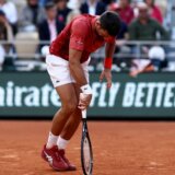 Tenis: Novak Đoković se zbog povrede povukao sa Rolan Garosa 7