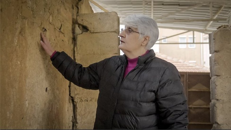 „Ni živ, ni mrtav": Žene sa Kosova već 25 godina tragaju za nestalima 4 Kujtime Boletini's house was the site of paramilitary attack