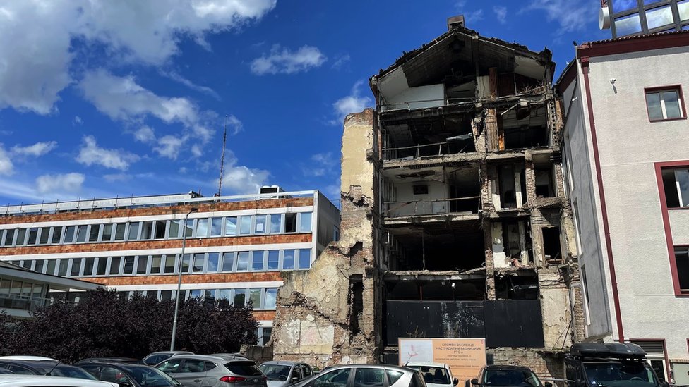 NATO bombardovanje 1999: Nove ili zapečaćene sudbine porušenih građevina 5 Zgrada Radio-televizije Srbije u Aberdarevoj ulici