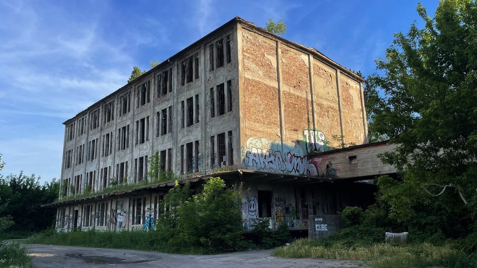 Stara šećerana u Beogradu: Slatka proizvodnja, radnički štrajk i pozorište 2 U industrijskom kompleksu nalazi se više desetina zgrada