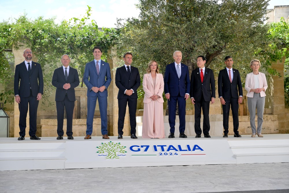 G7: Ukrajini 50 milijardi dolara od zamrznute imovine Rusije, Moskva poručuje: „Odgovor će boleti" 4 G7, samit S7 u Italiji, torta povodom samita G7 u Italiji