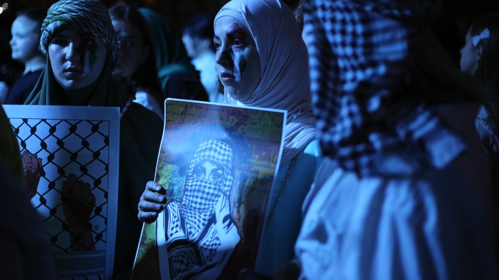 Izrael i Palestinci: U Novom Pazaru održan skup podrške palestinskom narodu u Gazi - u fotografijama 2 protest novi pazar