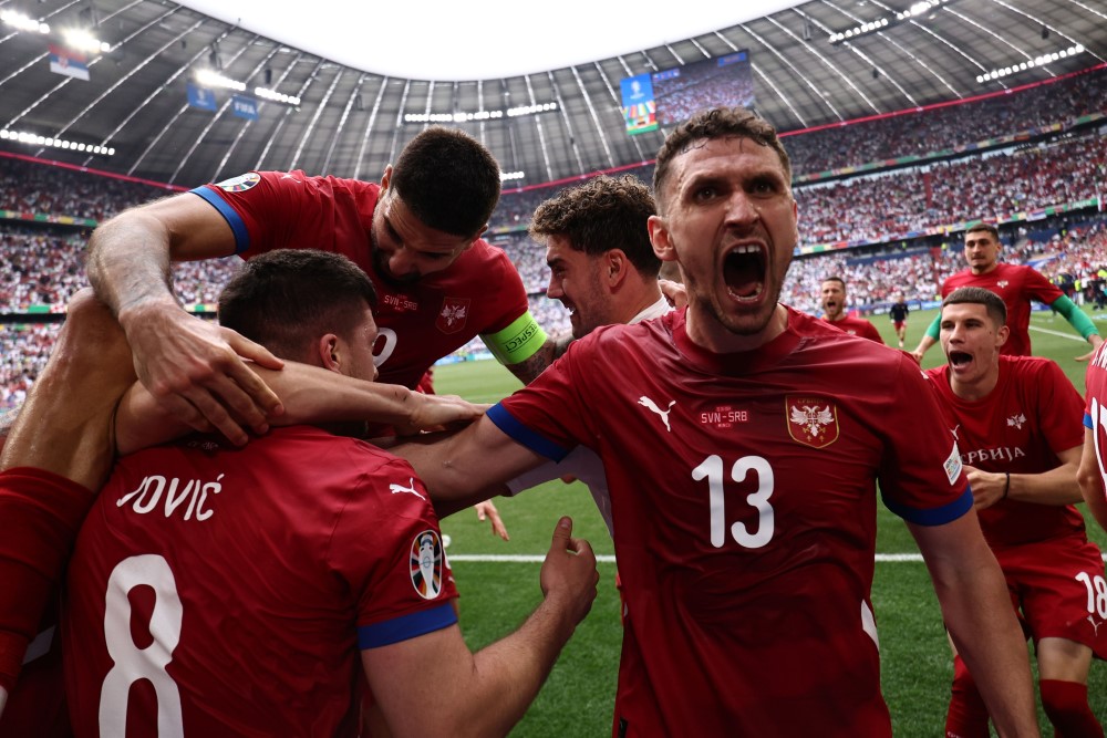 Euro 2024: Luka Jović iščupao izjednačenje protiv Slovenije; Danska otežala 'orlovima' 17 Srbija Slovenija