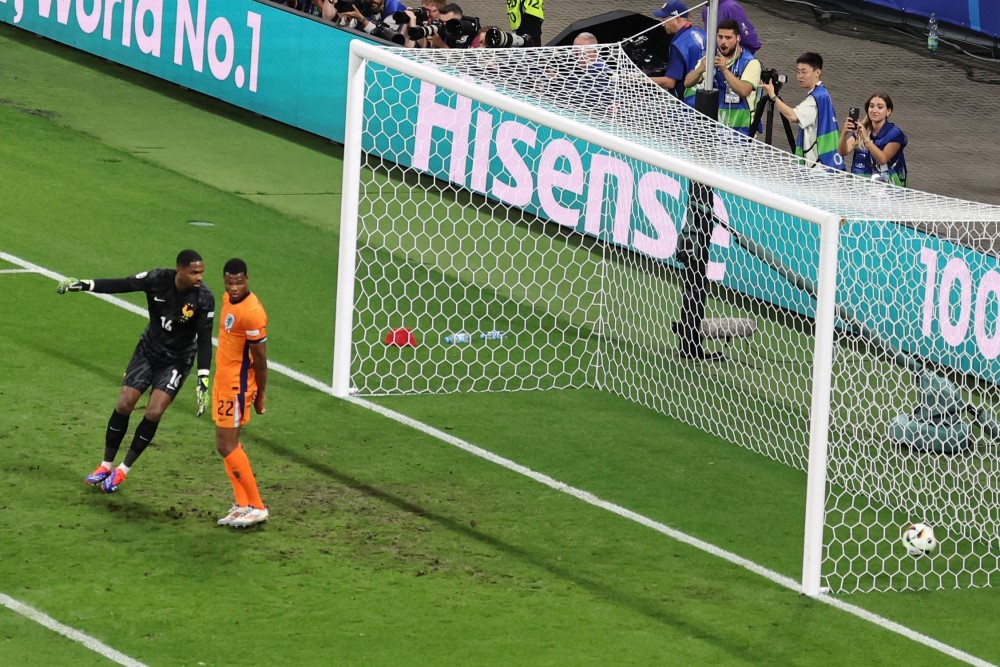 Euro 2024: Kontroverzna VAR odluka - da li je Holandija oštećena protiv Francuske 3 holandija