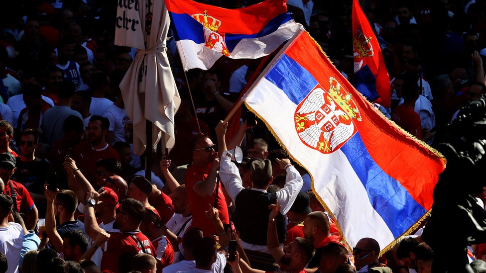 Euro 2024: Srbija protiv Danske za ostanak, sukob navijača i policije pred meč 2 Navijači