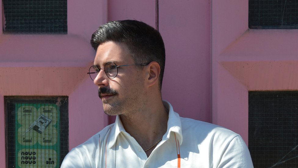 LGBT+ i književnost: Kvir poezija u Srbiji, pesme o hrabrosti i strahu 2 Pesnik Đorđe Simić