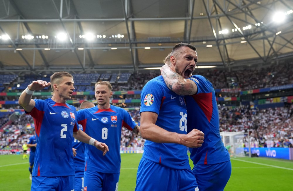 Euro 2024: Slovake delilo 60 sekundi od senzacije, Belingem i Kejn spasili Engleze 4 engleska, slovačka