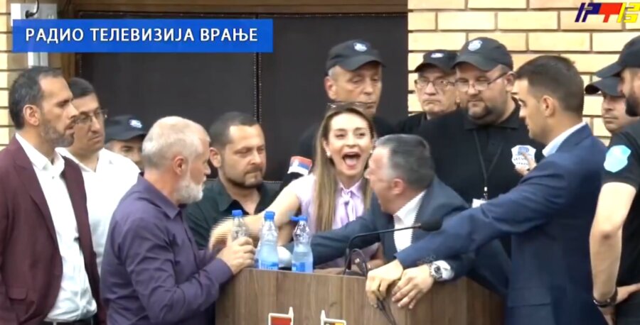 Odbornik u Skupštini Vranja: Predsednica zvala policiju jer smo tražili razdvajanje tačaka dnevnog reda 1