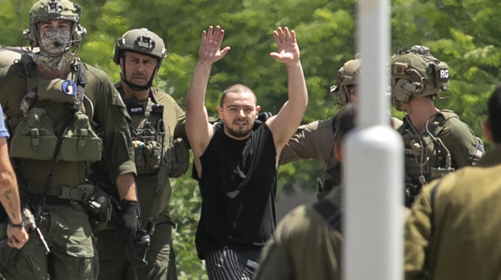 Izraelski vojni portparol: Oslobođeni taoci držani u dva stana, u srcu logora Nuseirat 1