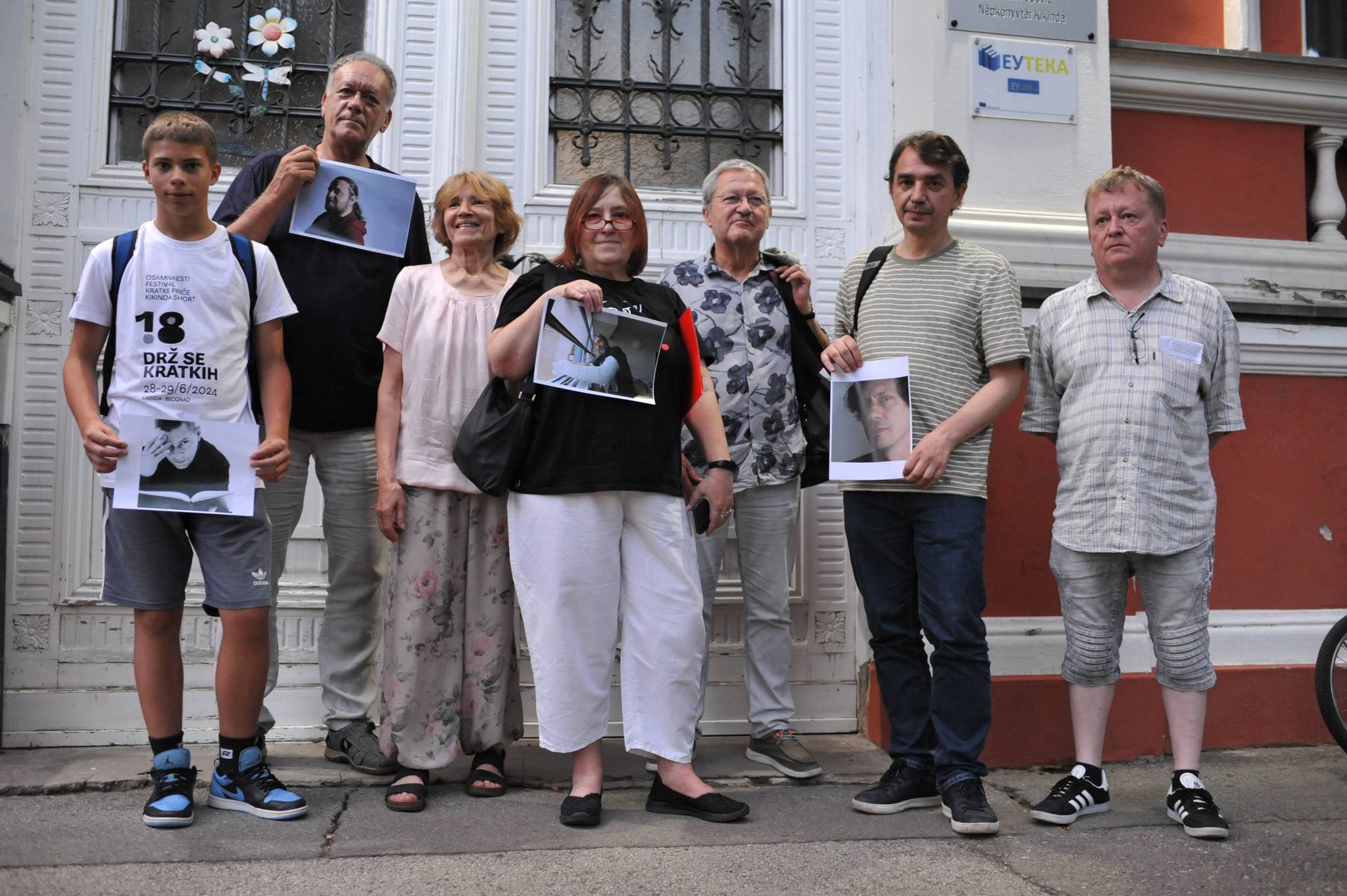 kikinda "Kad se u Srbiji zabranjuje albanski umetnik, zabranjuje se i srpski": Reakcije na gradonačelnikovu zabranu festivala "Kikinda short“ 2