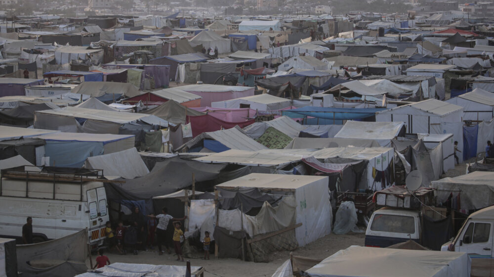 Najmanje 25 ljudi ubijeno i 50 ranjeno u izraelskim napadima na palestinske šatore 1